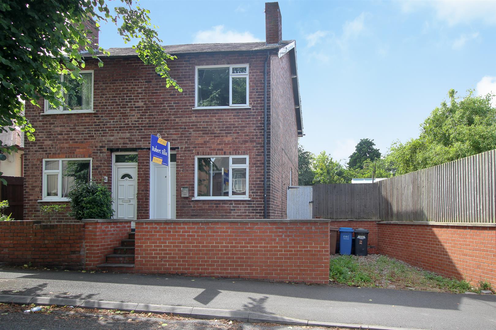 Kingsway, Ilkeston Robert Ellis Estate Agents